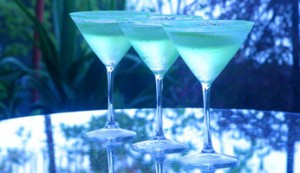 martini_drinks_light_blue